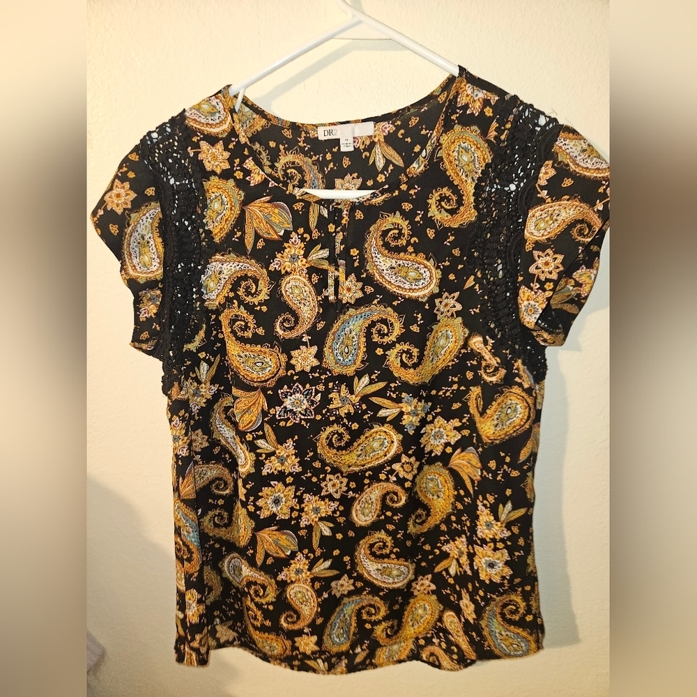 Dr2 Womans Short Sleeve Blouse Size M